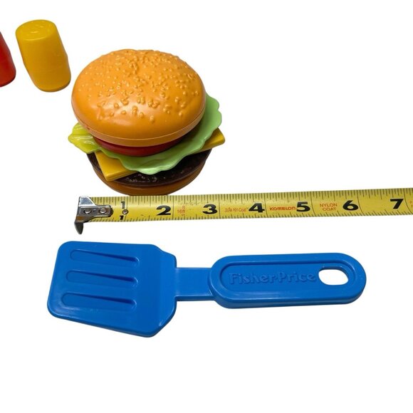 Vintage Fisher Price Fun with Food "#2135 Burger Deluxe Set" Complete - Picture 8 of 8
